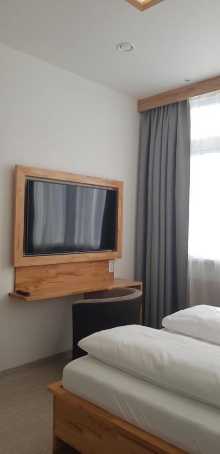 Hb 32 Metzingen Hotell Metzingen  Eksteriør bilde