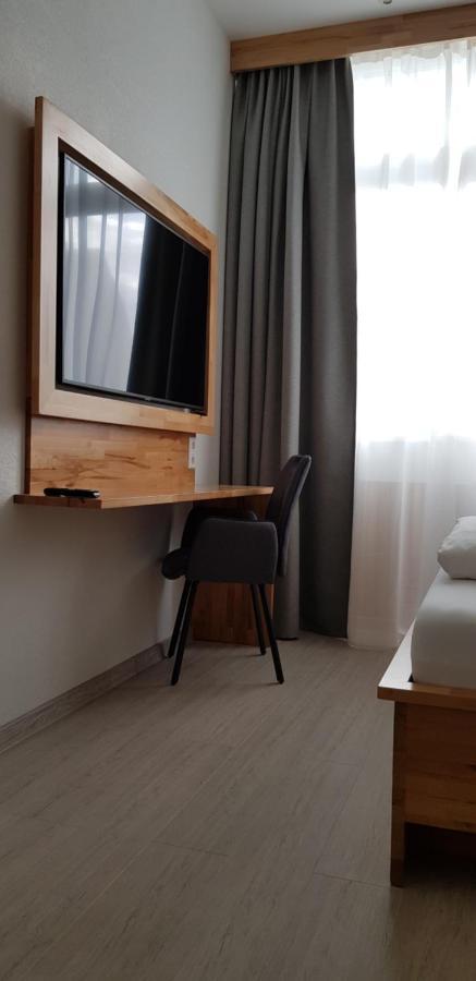 Hb 32 Metzingen Hotell Metzingen  Eksteriør bilde