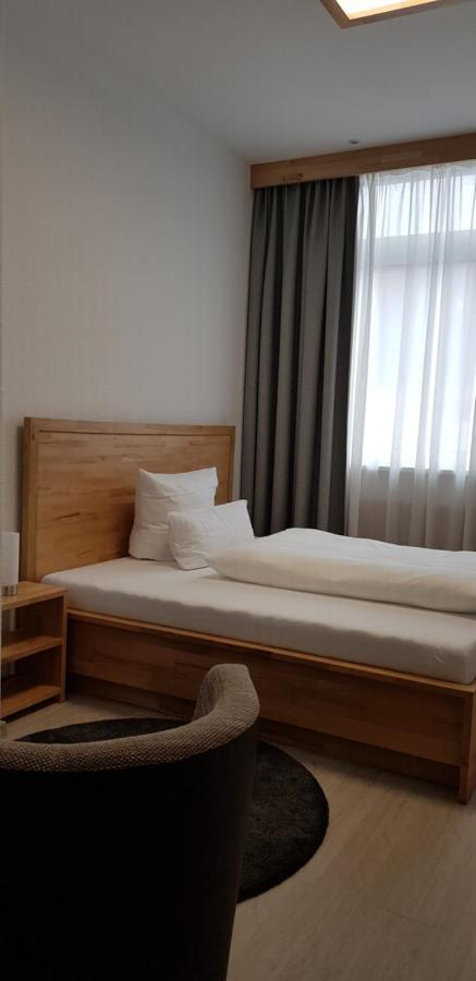 Hb 32 Metzingen Hotell Metzingen  Eksteriør bilde